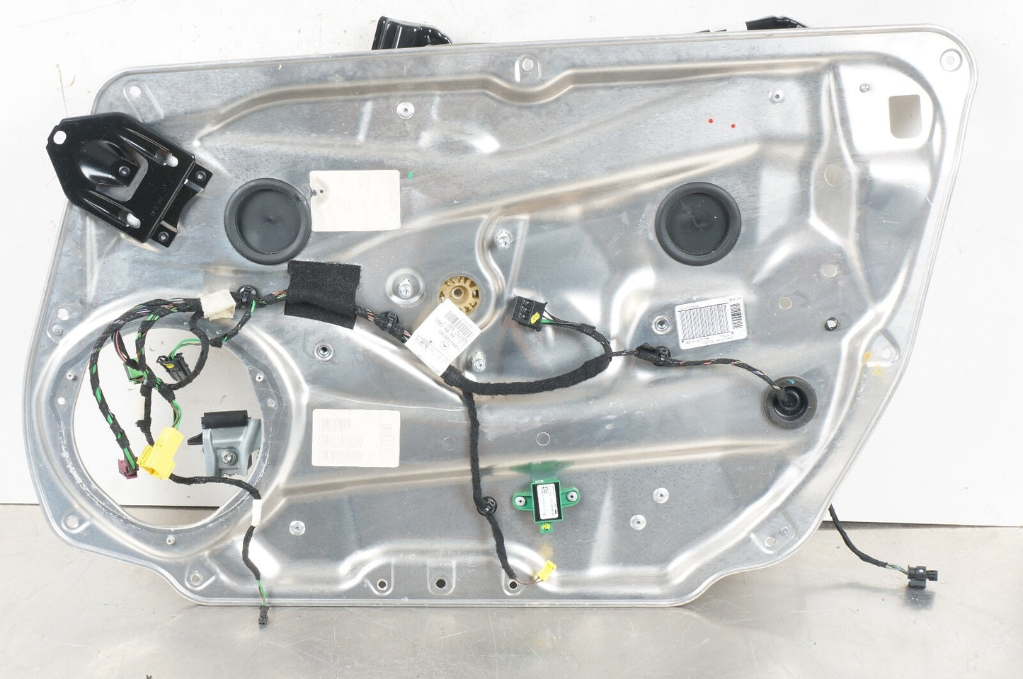 08-14 Mercedes W204 C250 C300 Front Right Side Door Window Regulator OEM