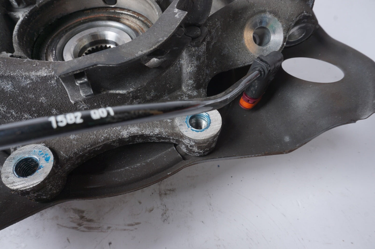 07-14 Mercedes W216 CL550 S550 Rear Right Wheel Carrier Spindle Knuckle Hub 56k