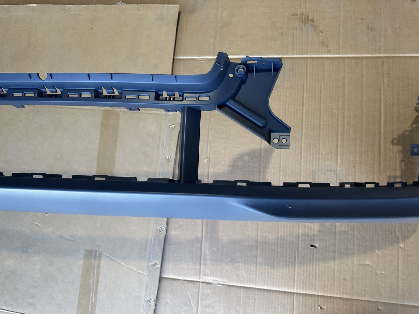 2020 2021 2022 Bentley Flying Spur Sedan Front Bumper Lower Cover 3SE807093B