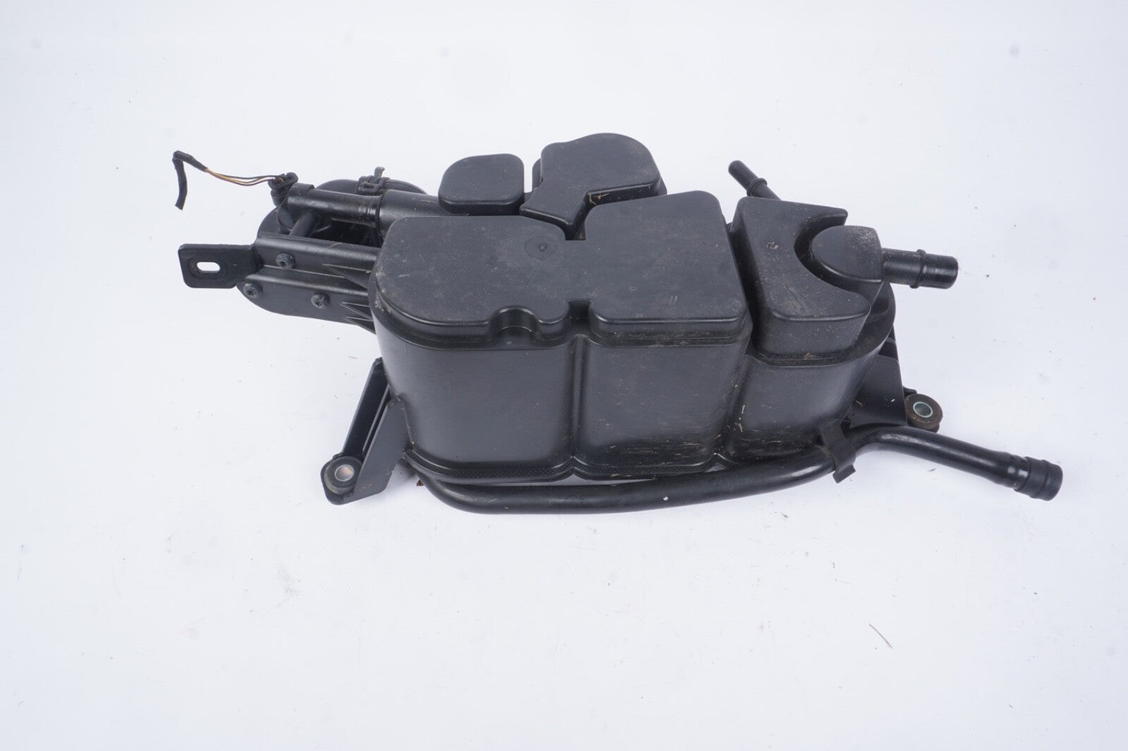 08-18 Audi A6 A7 Quattro Gas Fuel Vapor EVAP Charcoal Canister 8K0201801C Oem