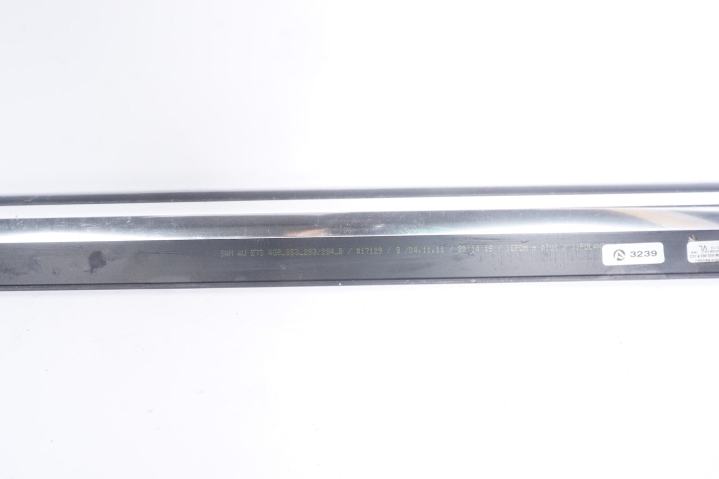 2012-2018 AUDI A7 FRONT LEFT DRIVER SIDE DOOR WINDOW BELT MOLDING 4G8853283B OEM
