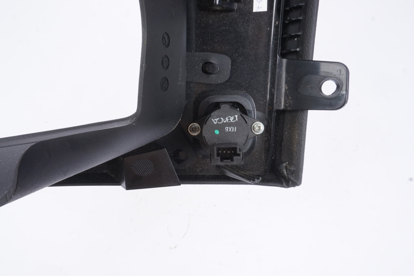 2014-2020 MASERATI GHIBLI DASH DASHBOARD LEFT DRIVER SIDE LOWER KNEE PANEL OEM
