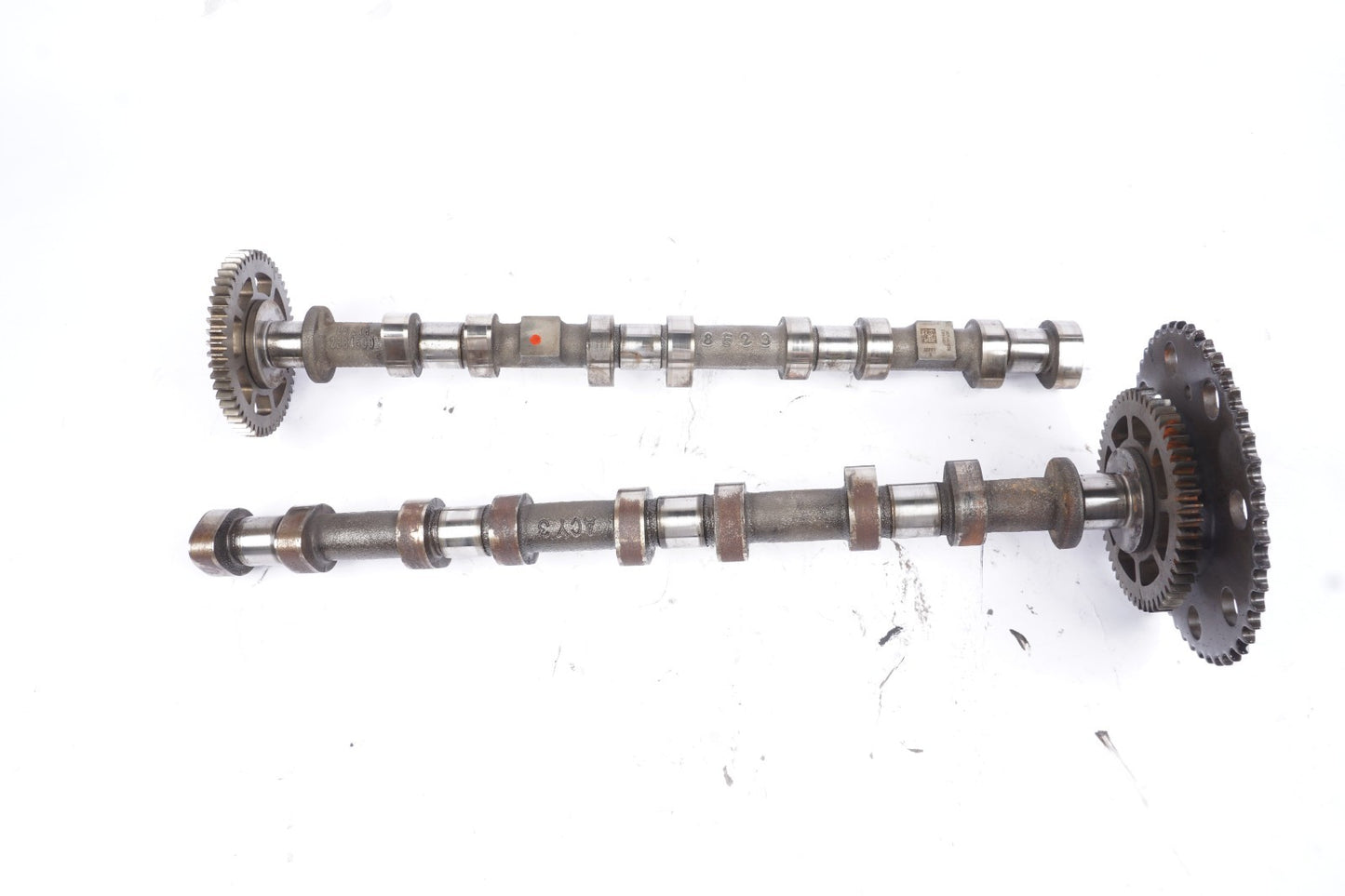 2016 - 2019 NISSAN TITAN 5.0L CUMMINS DIESEL LEFT INTAKE CAMSHAFT OEM