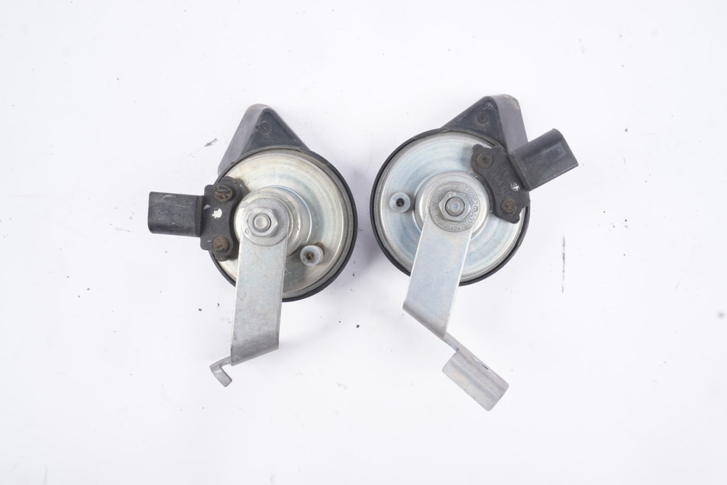 2010 - 2013 Mercedes W221 S550 Left & Right Horn Speaker Set of 2 OEM