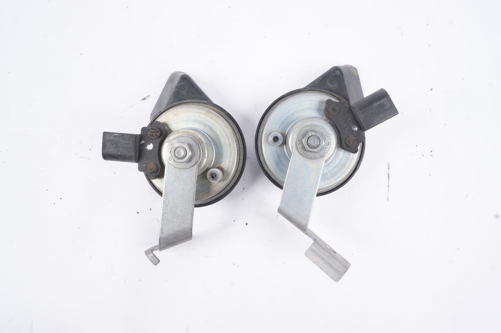2010 - 2013 Mercedes W221 S550 Left & Right Horn Speaker Set of 2 OEM