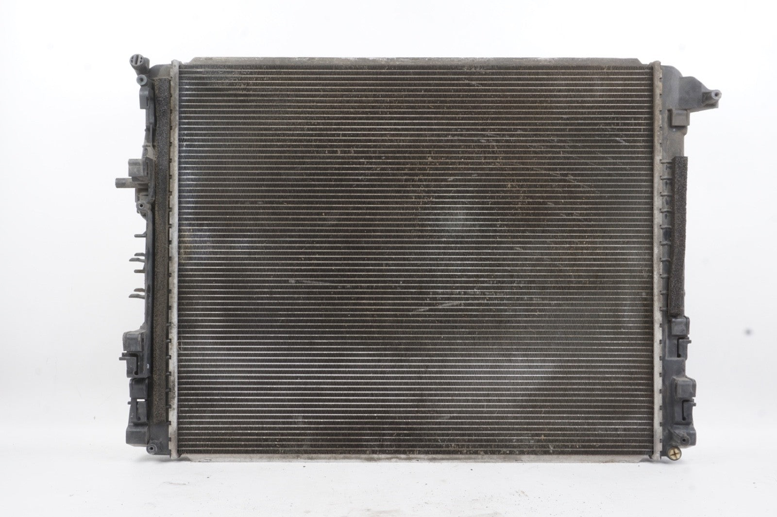2014 - 2019 MASERATI GHIBLI M157 ENGINE COOLING RADIATOR 16472874 OEM