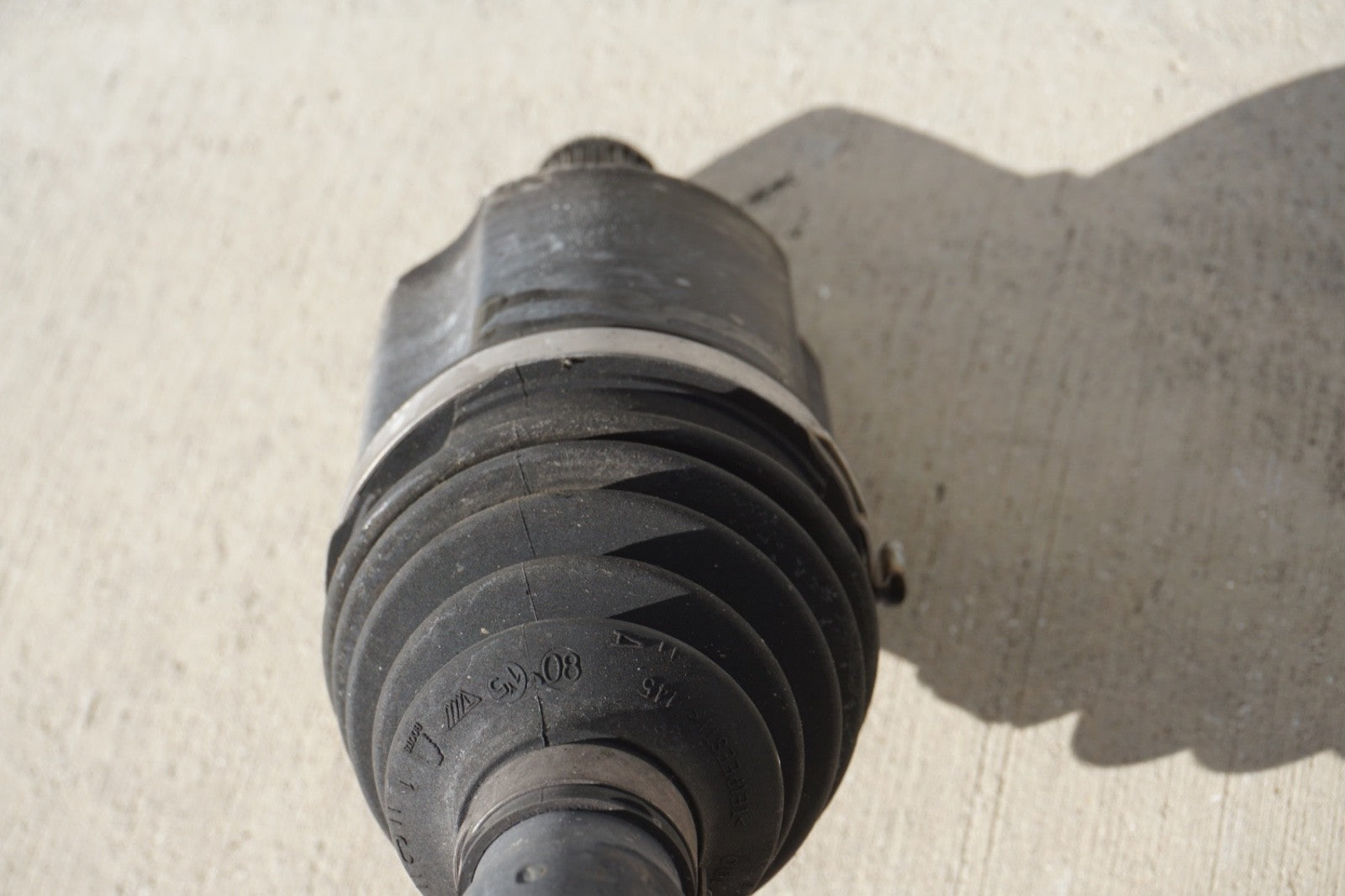 2016 - 2018 FIAT 500X FRONT LEFT DRIVER SIDE AXLE SHAFT OEM 2.4L
