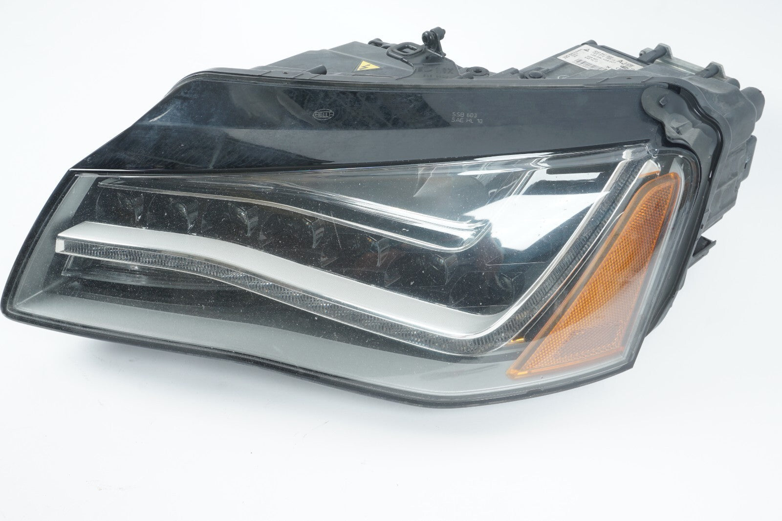 2011 - 2014 AUDI A8L LED HEADLIGHT LEFT DRIVER SIDE  4H0941003AJ  OEM