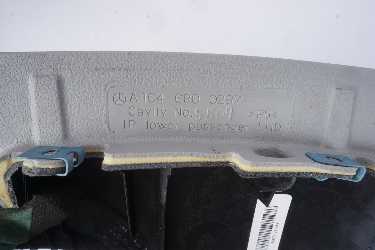 06-11 Mercedes ML350 ML500 Front Right Dash Console Cover Panel 1646802687 OEM