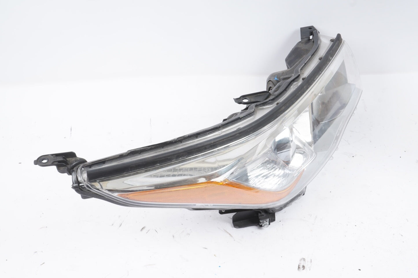 2014-2016 Toyota Highlander Right Side Headlight Halogen Chrome OEM