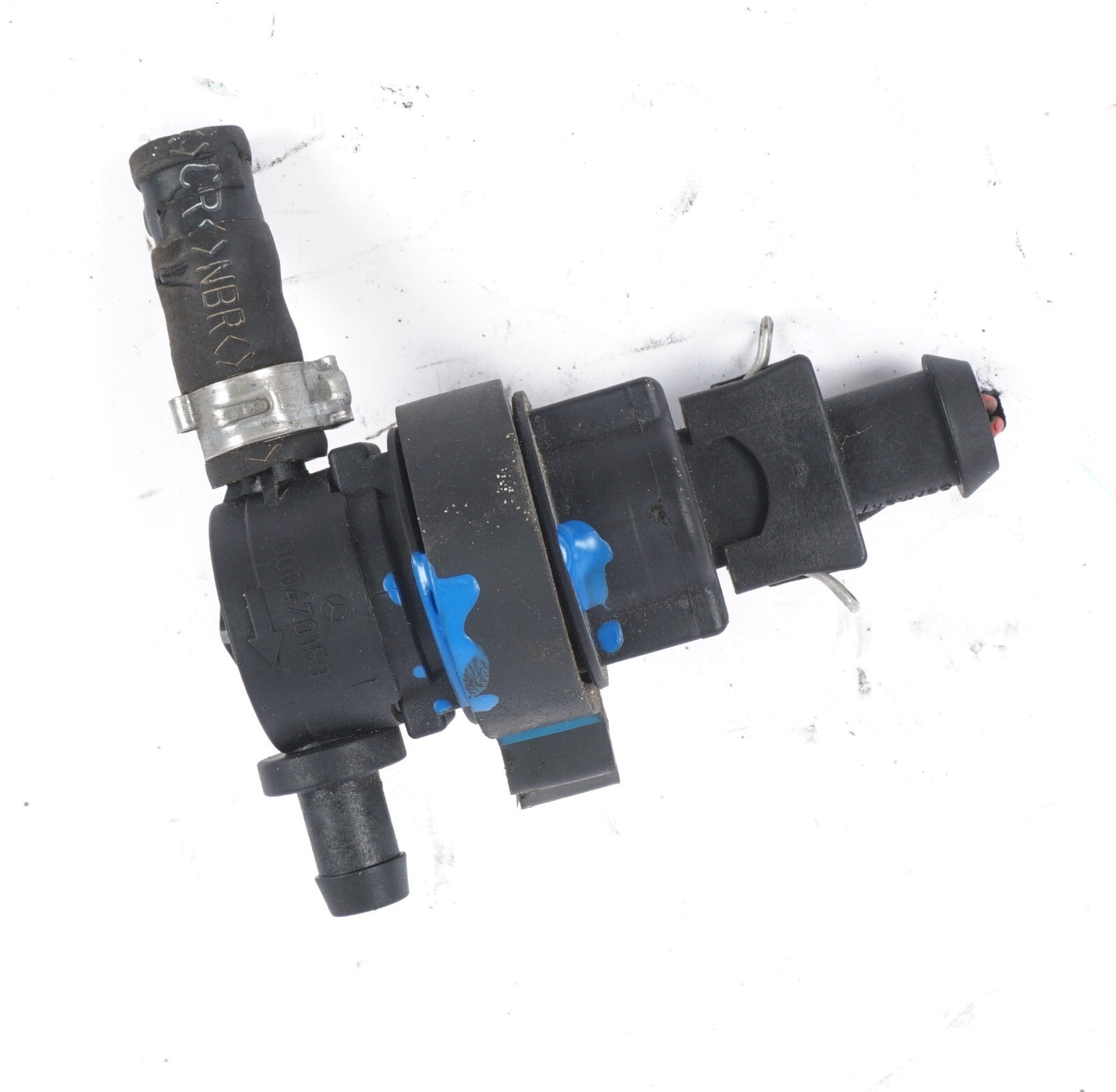 03-06 Mercedes SL500 Vapor Emission Purge Valve 0004701593  OEM
