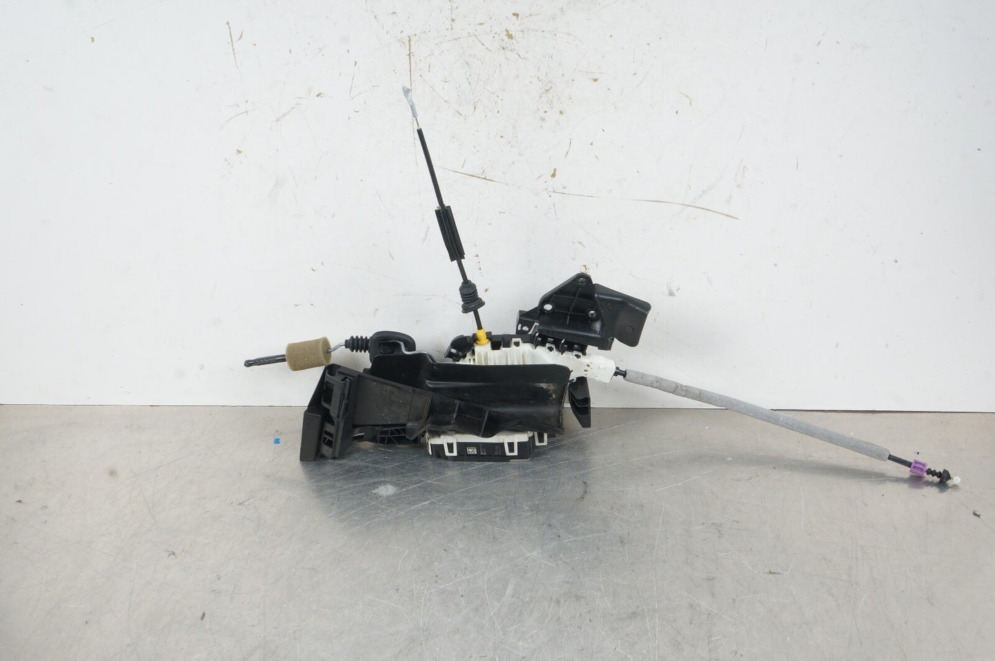 08-14 Mercedes W204 C300 C350 C250 Front Right Door Lock Latch Actuator OEM