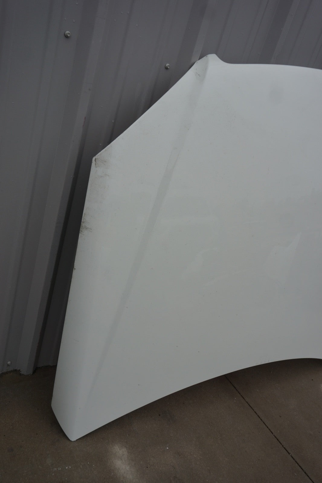 2008 - 2011 Mercedes W204 C250 C300 Front Hood Bonnet Panel Assembly OEM