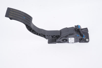 2015 - 2018 FORD FOCUS Front Foot Accelerator Throttle Gas Pedal Assembly