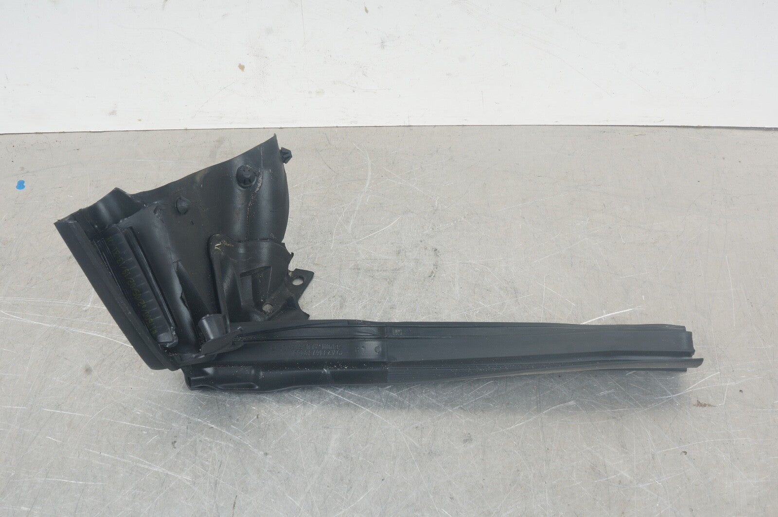 MERCEDES R231 SL-CLASS DRIVER/LEFT QUARTER VENT GLASS WINDOW WEATHER SEAL