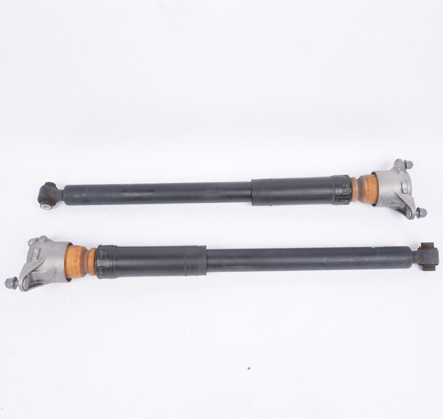 2015-2020 MERCEDES GLA250 X156 REAR LEFT RIGHT SUSPENSION SHOCK STRUT ABSORBER