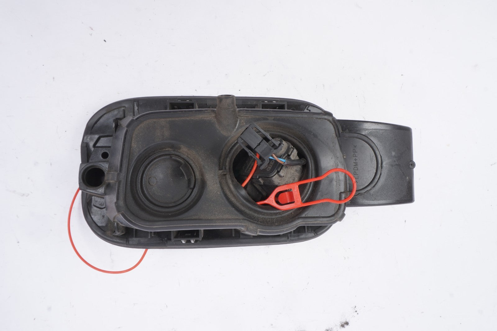 2011-2014 AUDI A8L Long Fuel Tank Door w/ Cap & Actuator OEM