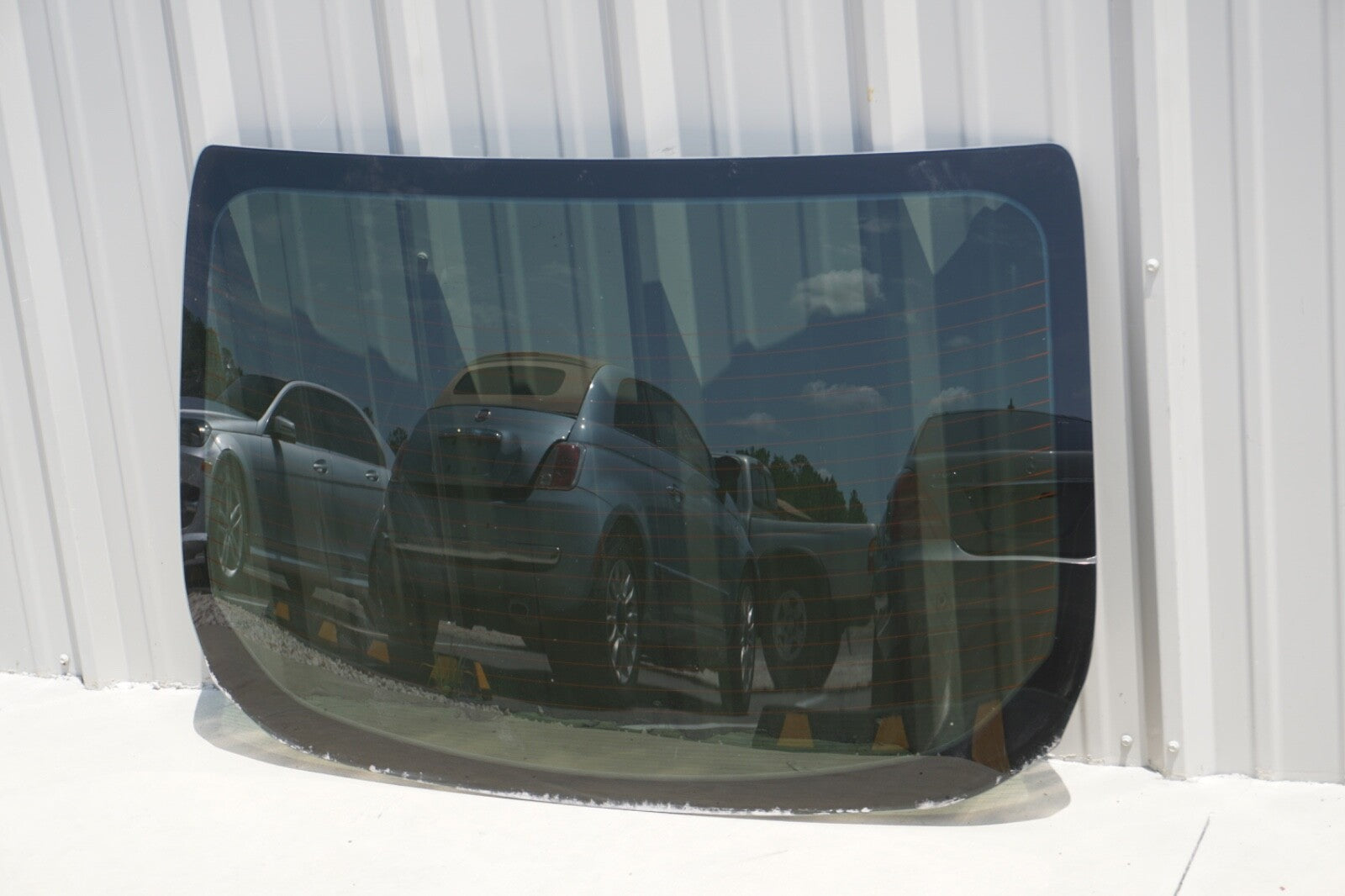 2012 - 2018 FORD FOCUS REAR WINDSHIELD GLASS