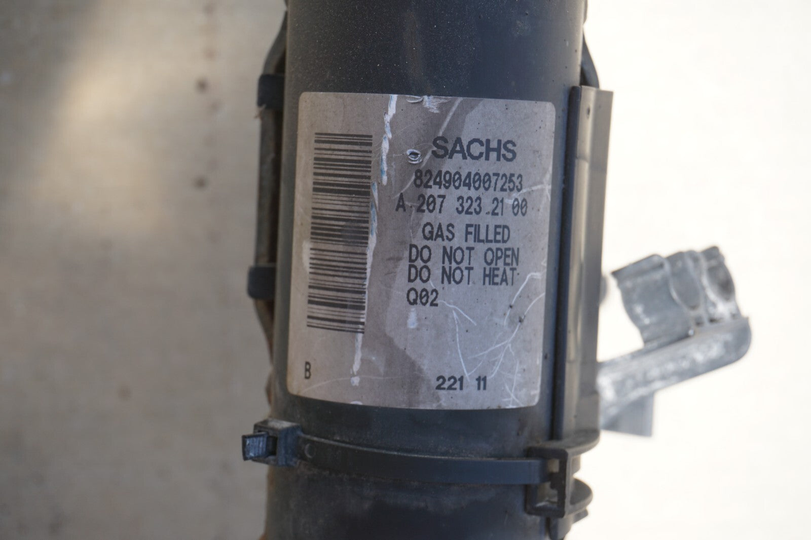10-17 Mercedes E350 Convertible Front Left Driver Shock Strut Absorber OEM