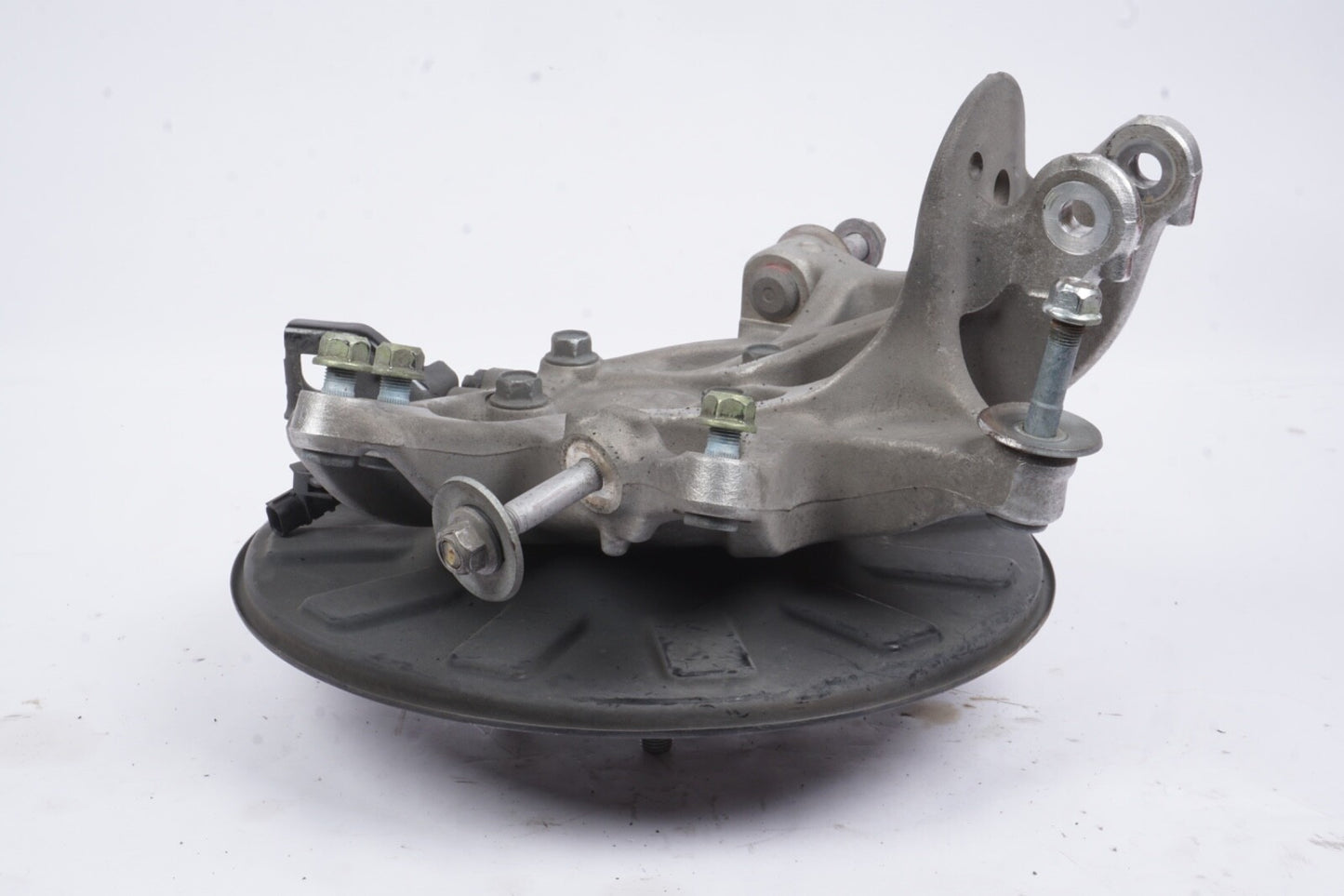 2018 - 2025 HONDA ODYSSEY REAR RIGHT SIDE SUSPENSION SPINDLE KNUCKLE & HUB OEM
