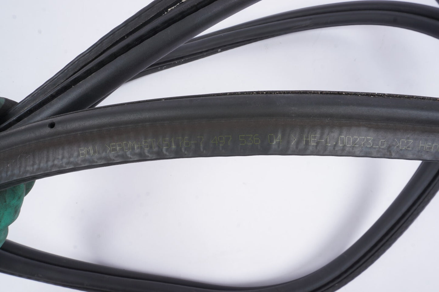 21 - 24 BMW 430I Convertible Trunk Weatherstrip Seal 7497536 OEM