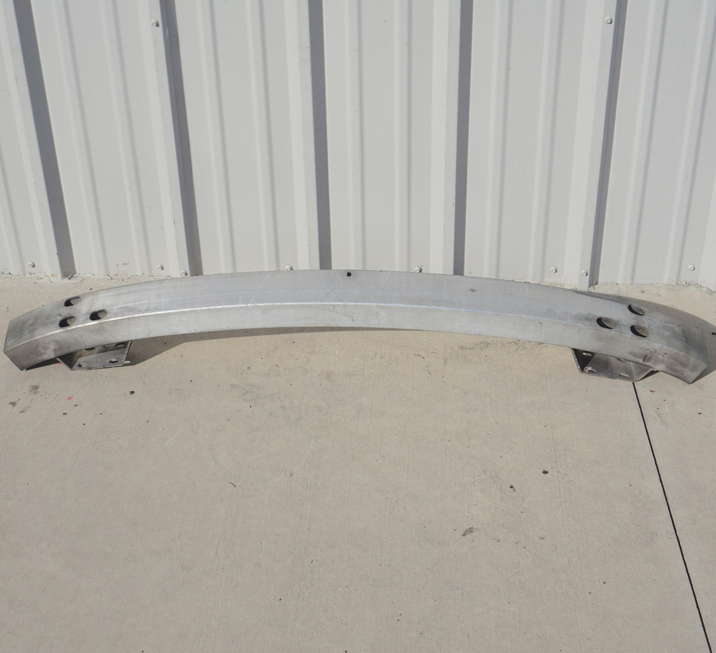 2014 - 2020 Maserati Ghibli Rear Bumper Impact Reinforcement Bar Beam Rebar OEM