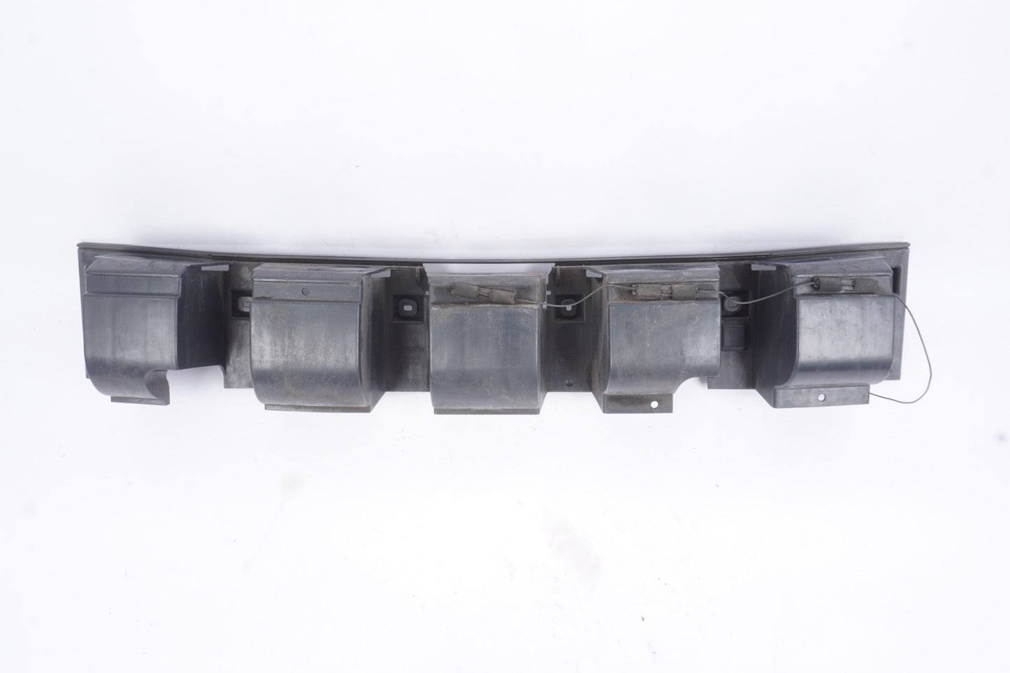 2006 - 2013 VOLVO C70 REAR BUMPER MOUNT BRACKET 09466909 OEM