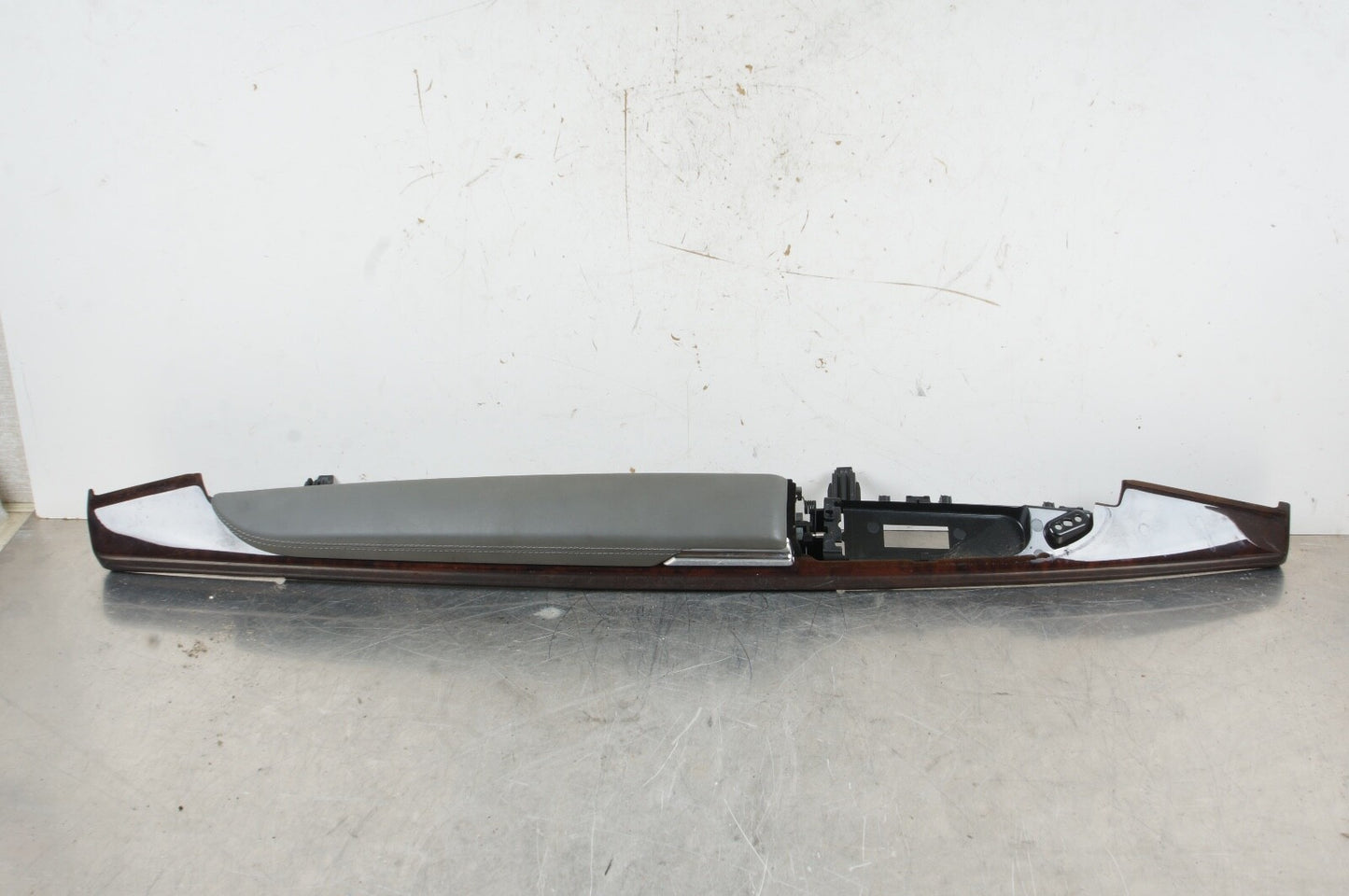 W216 MERCEDES 2007 CL550 FRONT LEFT SIDE DOOR PANEL ARM REST