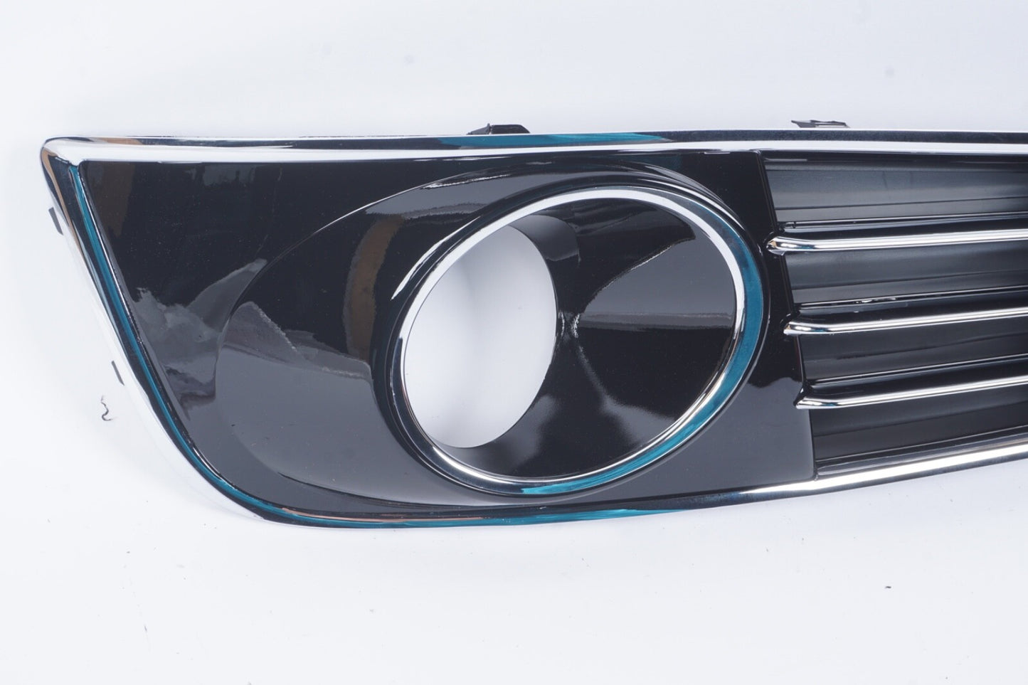 For 2013 AUDI A8 Front Bumper Cover Right Side Grille Fog Light Bezel