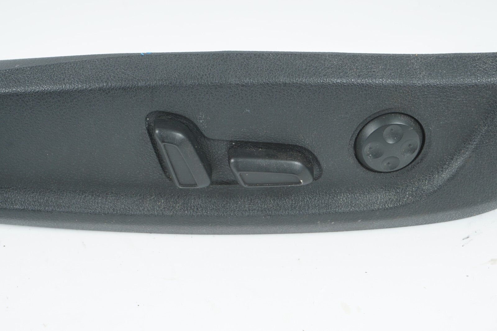 2012 - 2017 AUDI A7 FRONT RIGHT PASSENGER SEAT COVER TRIM W/ CONTROL SWITCH OEM