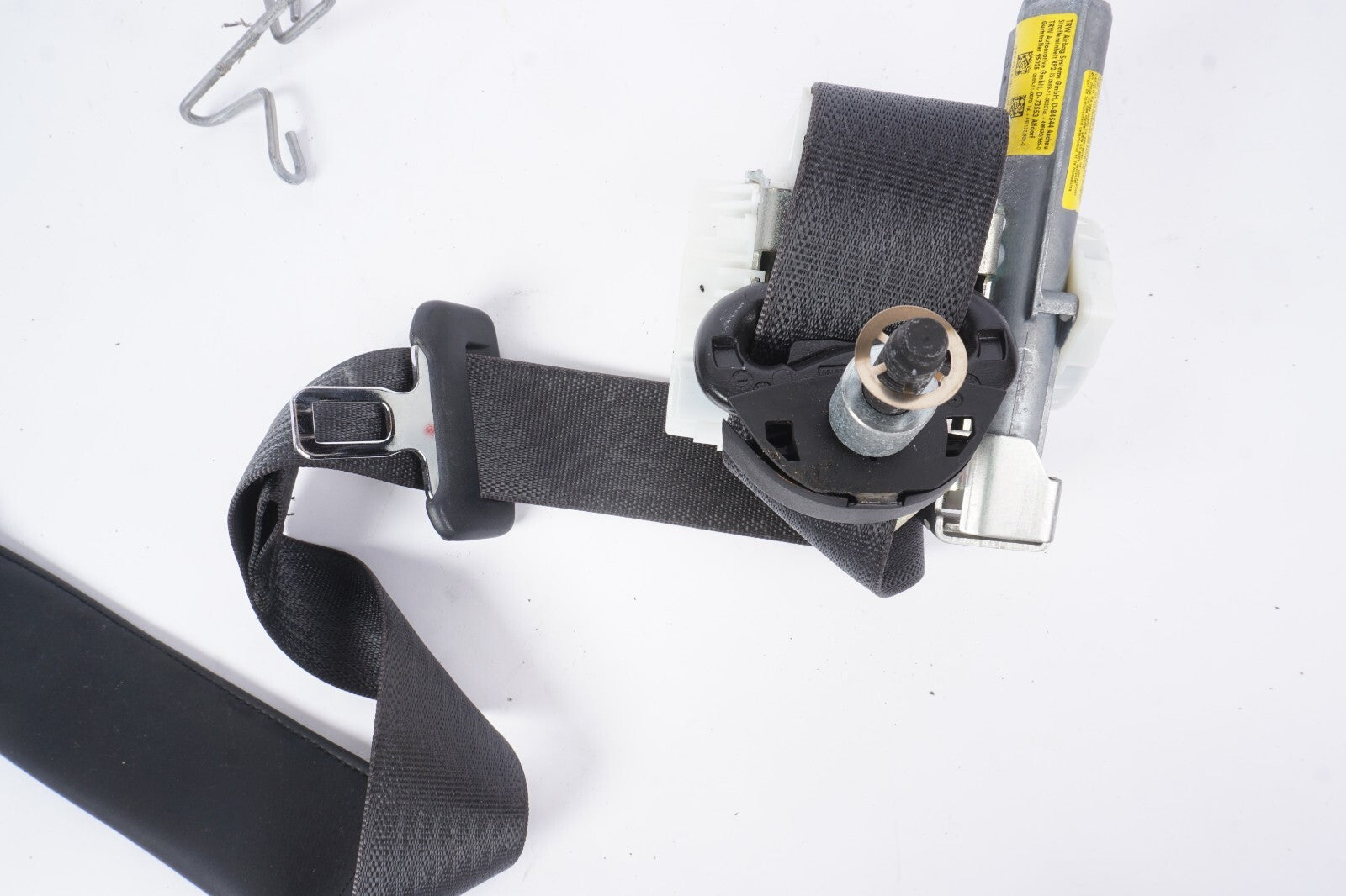 2014 - 2017 Fiat 500L Front Right Passenger Seat Belt Retractor  OEM