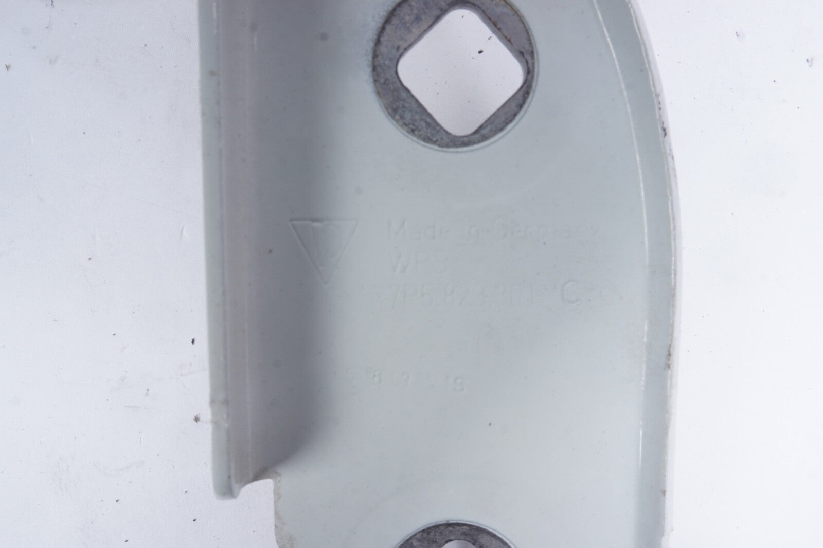 11-14 PORSCHE CAYENNE (958) FRONT LEFT & RIGHT HOOD HINGE SET OF 2 WHITE