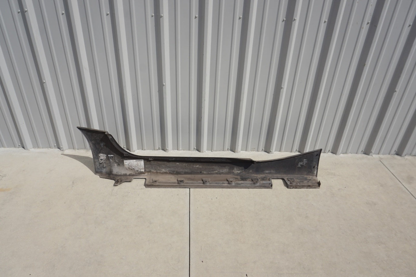 03-08 BMW Z4 E85 OEM LEFT Driver Side Skirt Rocker Panel Molding SILVER