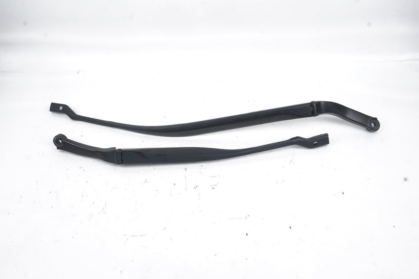 2014 - 2024 Maserati Ghibli Front Windshield Wiper Arm Left & Right OEM