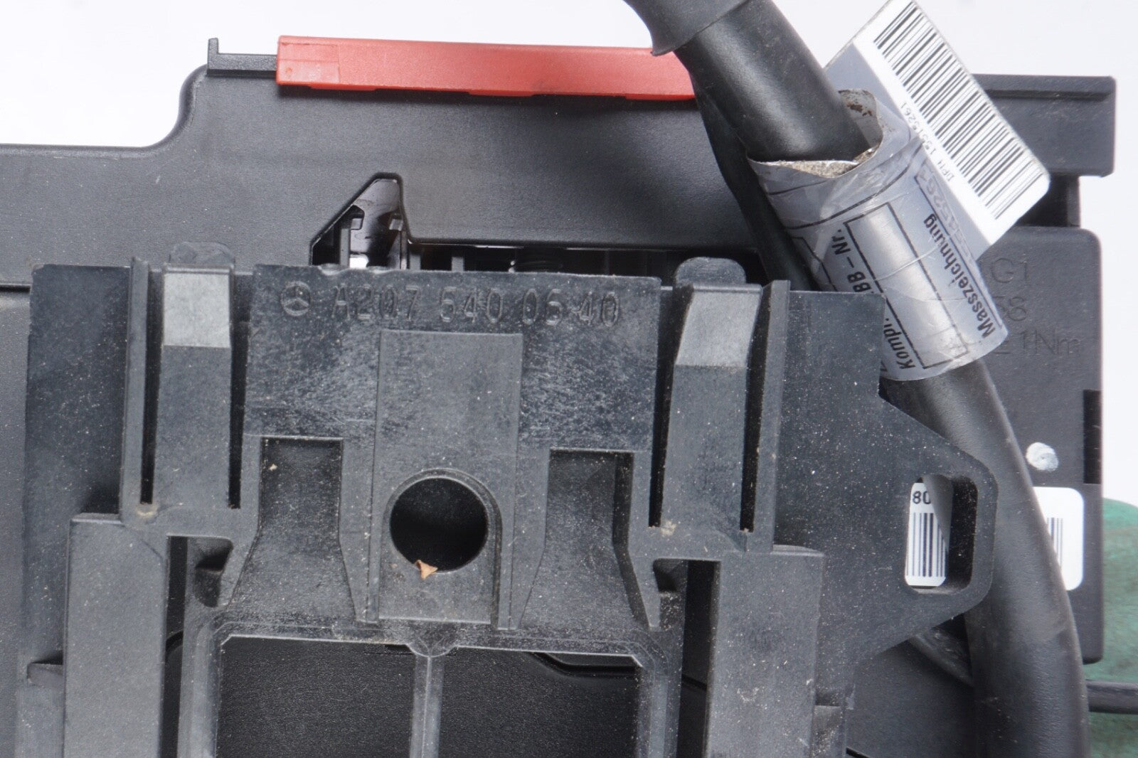 2011 - 2016 Mercedes W207 E350 Fuse Relay Box Junction Terminal Connector OEM
