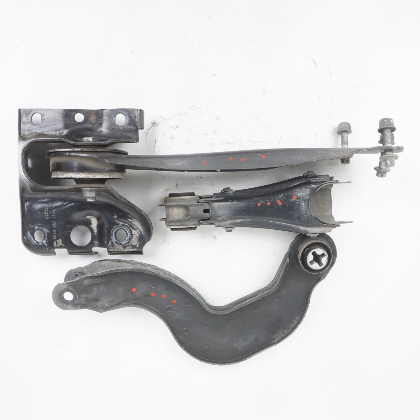 2022 - 24 MERCEDES GLB300 RH REAR RIGHT CONTROL ARM SUSPENSION SET OF 3