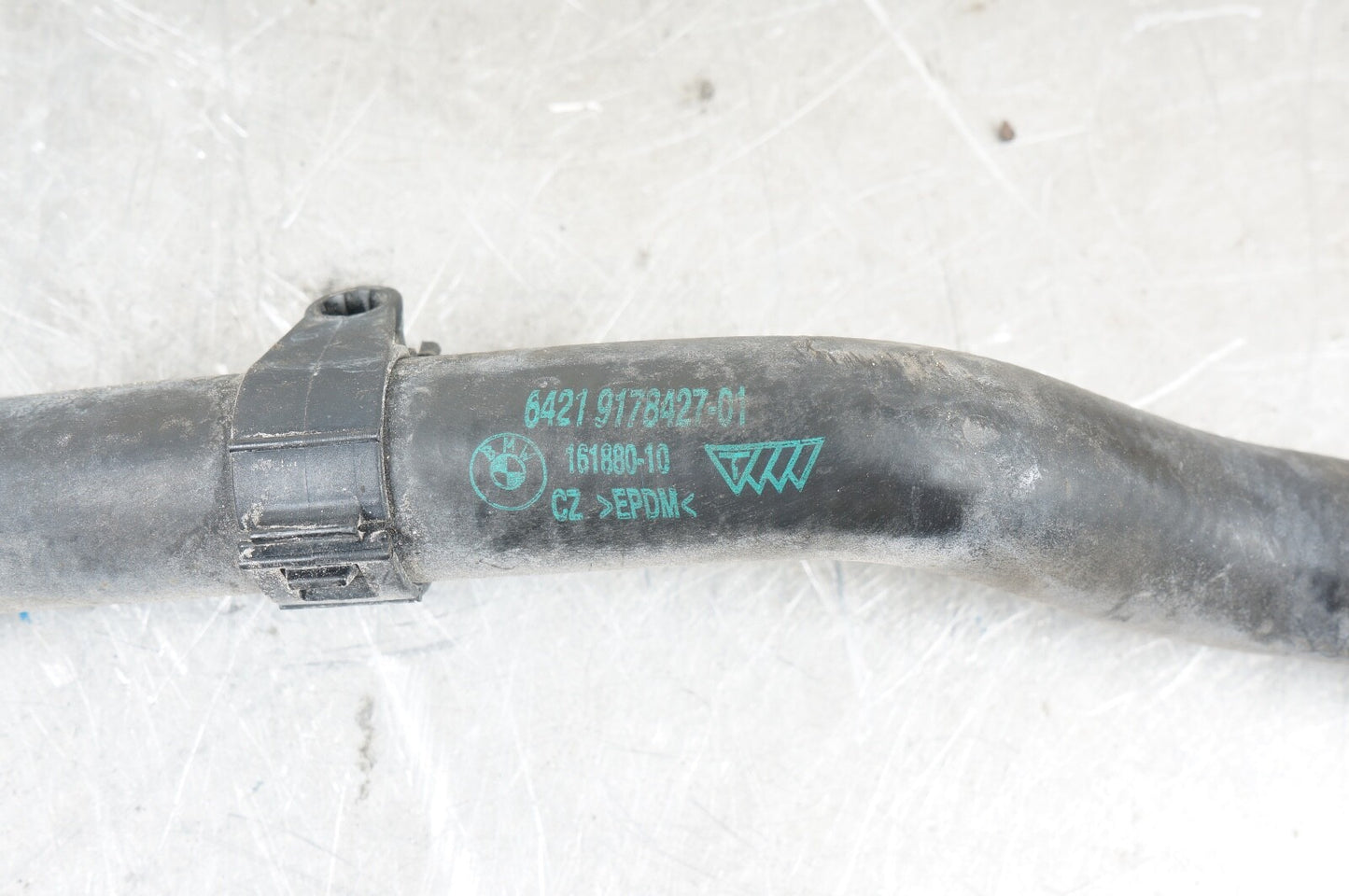 9178427 Bmw 1 3 Series E87 E90 E92 Hose For Engine Inlet And Heater Radiator