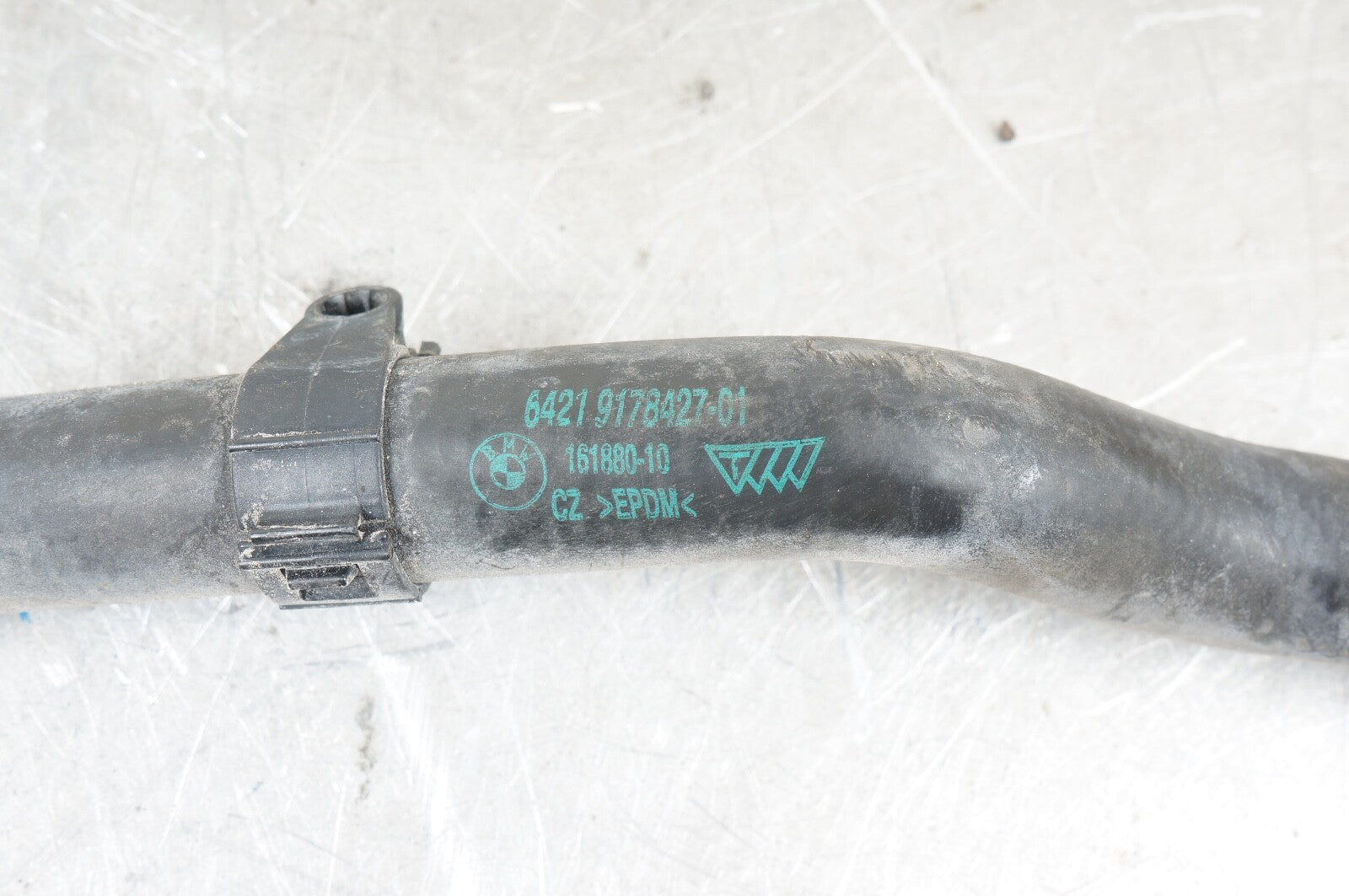 9178427 Bmw 1 3 Series E87 E90 E92 Hose For Engine Inlet And Heater Radiator