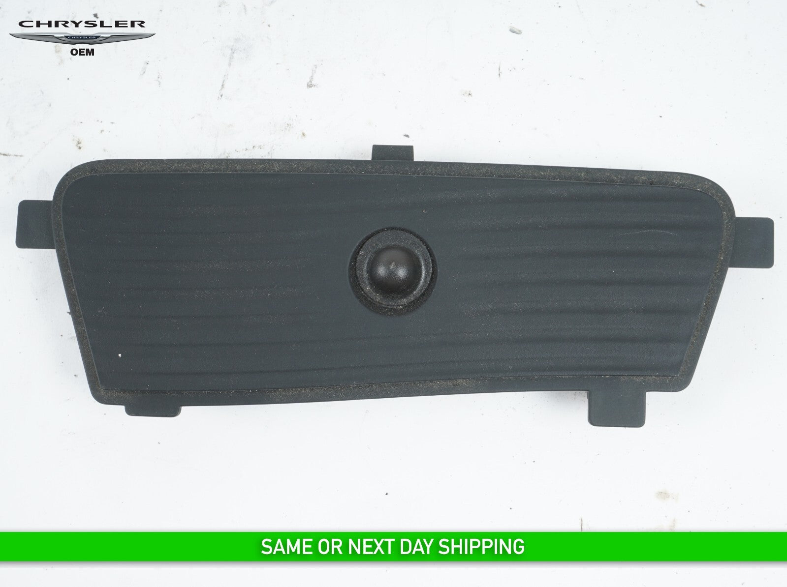 2017 - 2020 CHRYSLER PACIFICA DASH CENTER SUN SENSOR W/ COVER TRIM CAP PANEL OEM