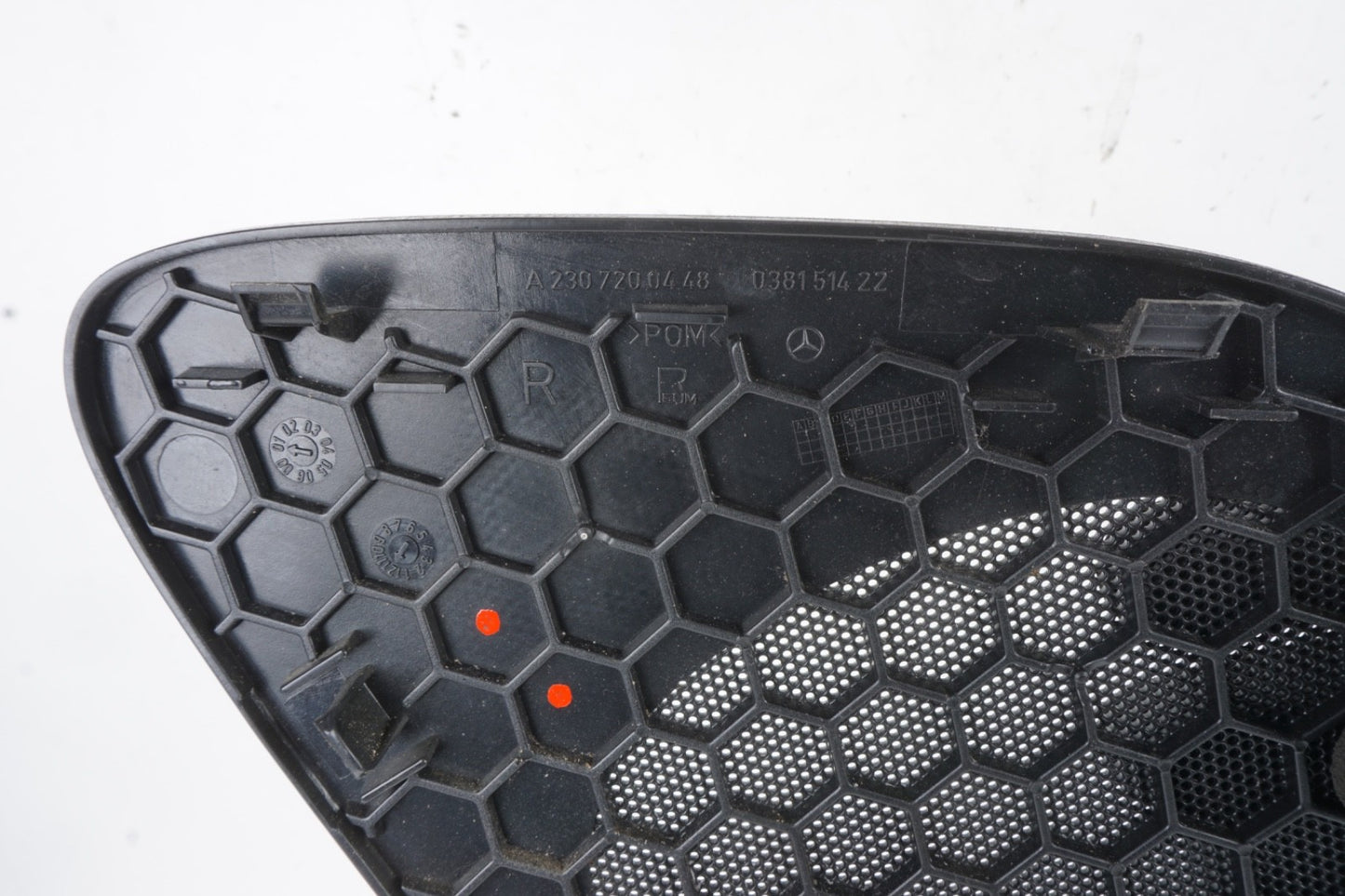 2003 - 2006 MERCEDES SL500 R230 DOOR SPEAKER COVER TRIM PANEL RIGHT A2307200448