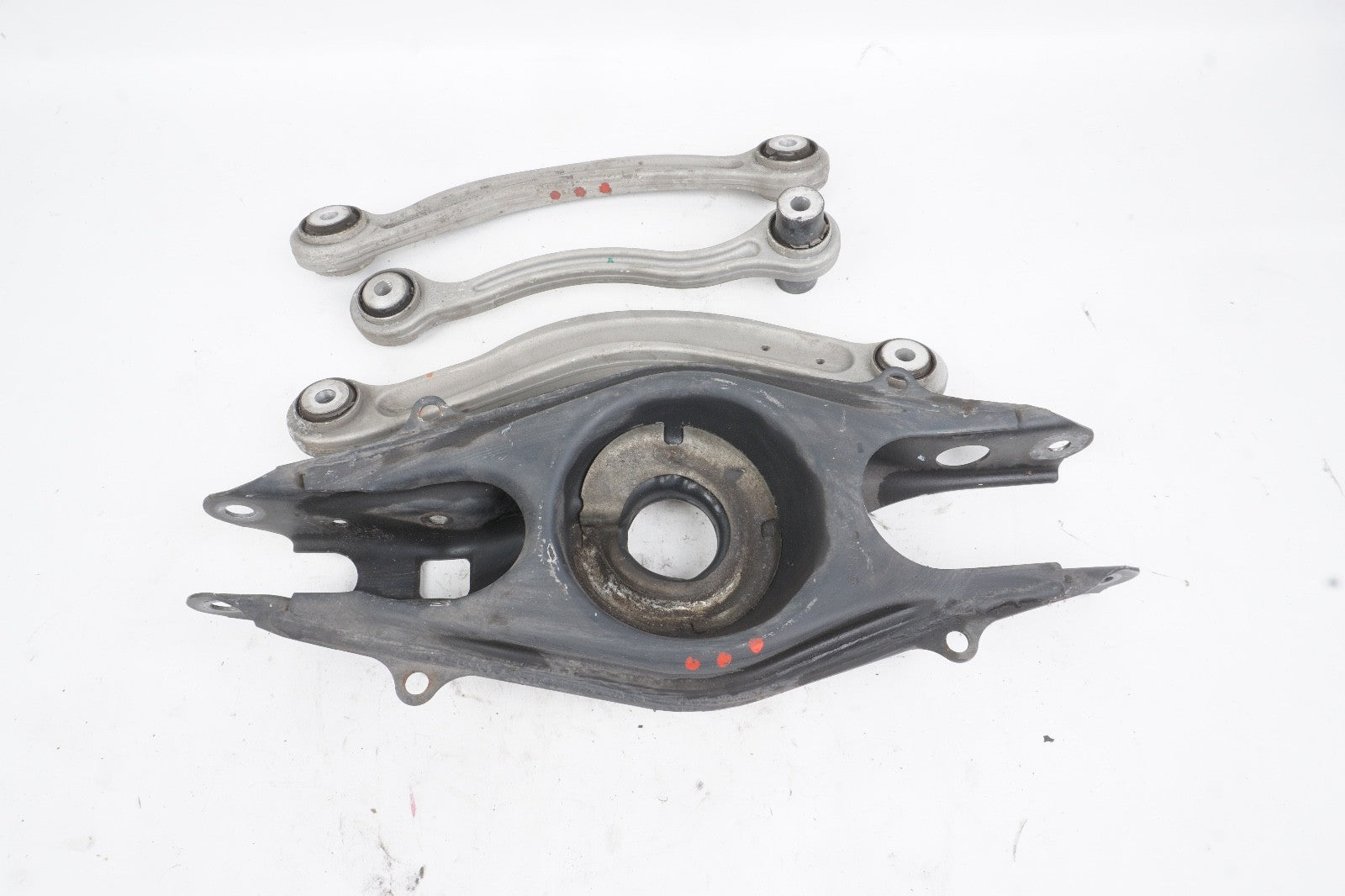 08-17 Mercedes W204 C250 E400 E350 Rear Left Side Tie Rod Control Arm Set OEM