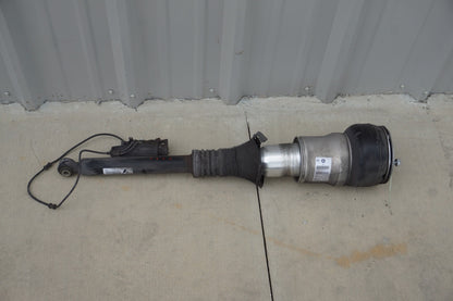 2014 - 2017 MERCEDES-BENZ S550 OEM REAR RIGHT AIR SUSPENSION SHOCK STRUT