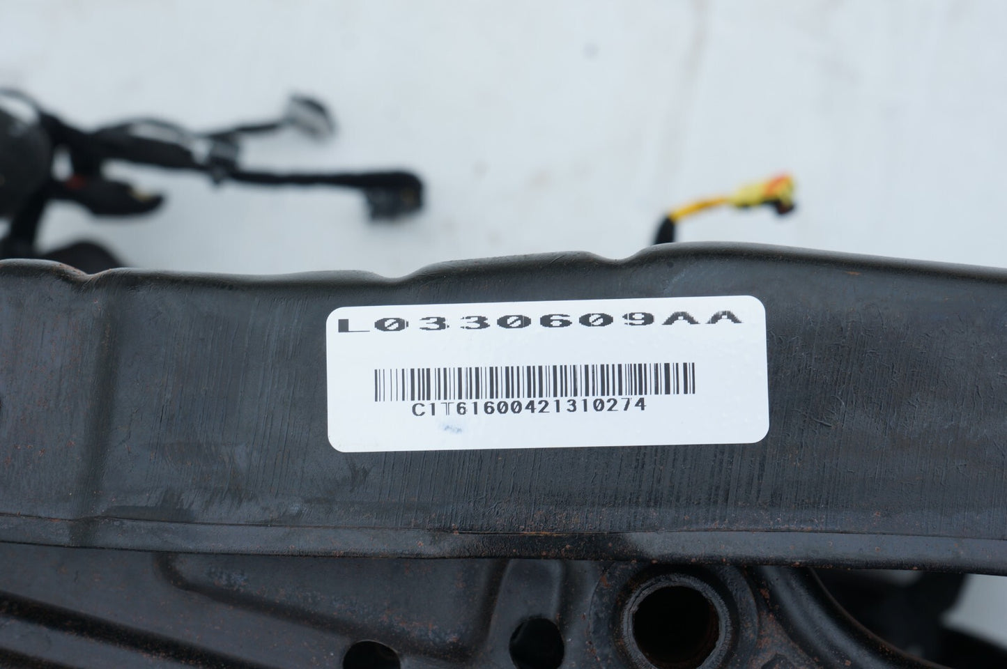 14-17 MASERATI QUATTROPORTE FRONT RIGHT PASSENGER SEAT TRACK RAIL FRAME OEM