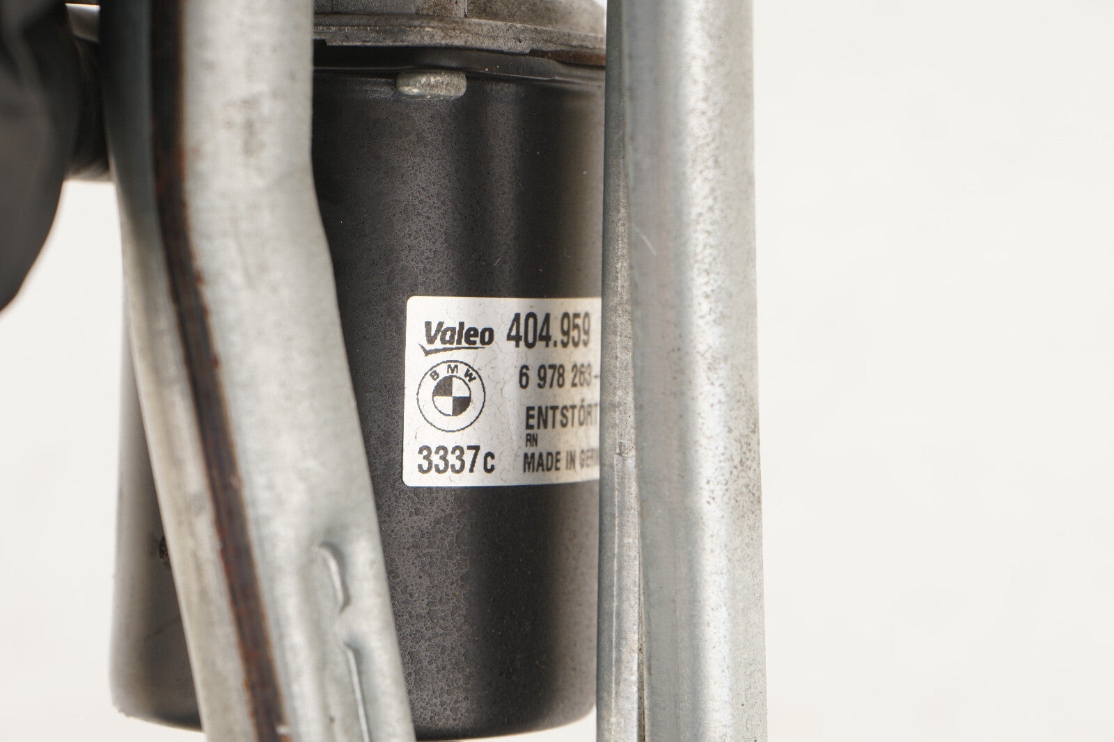 2007 - 2013 BMW 335i E93 E90 WINDSHIELD WIPER MOTOR & LINKAGE TRANSMISSION OEM