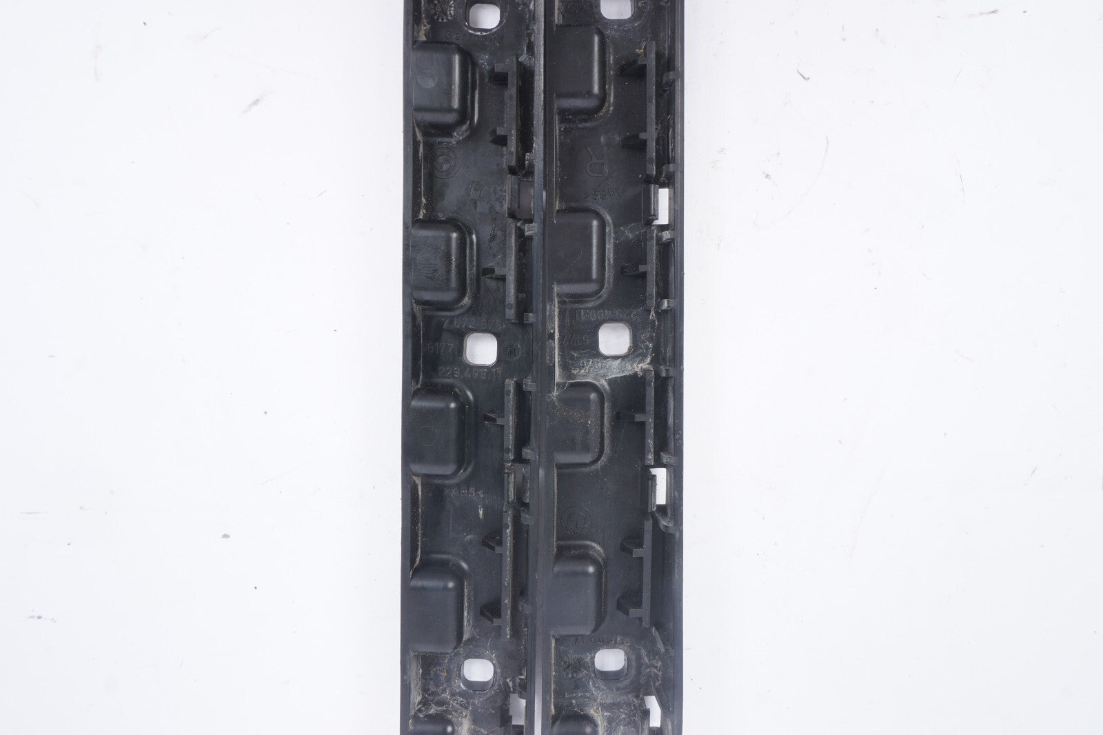 2004 - 2010  BMW 650i E63 E64 Rocker Panel Mount Bracket Left & Right  OEM