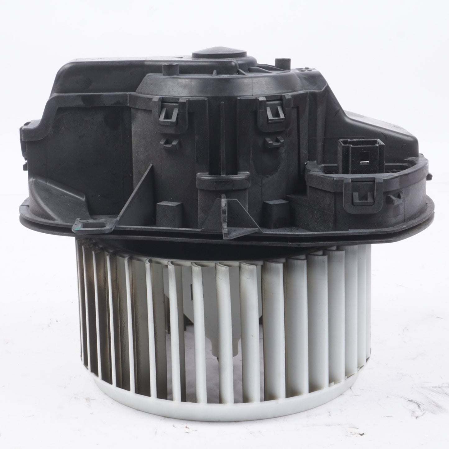 11-17 Volkswagen Touareg Cayenne Front Heater AC Blower Motor Assembly OEM