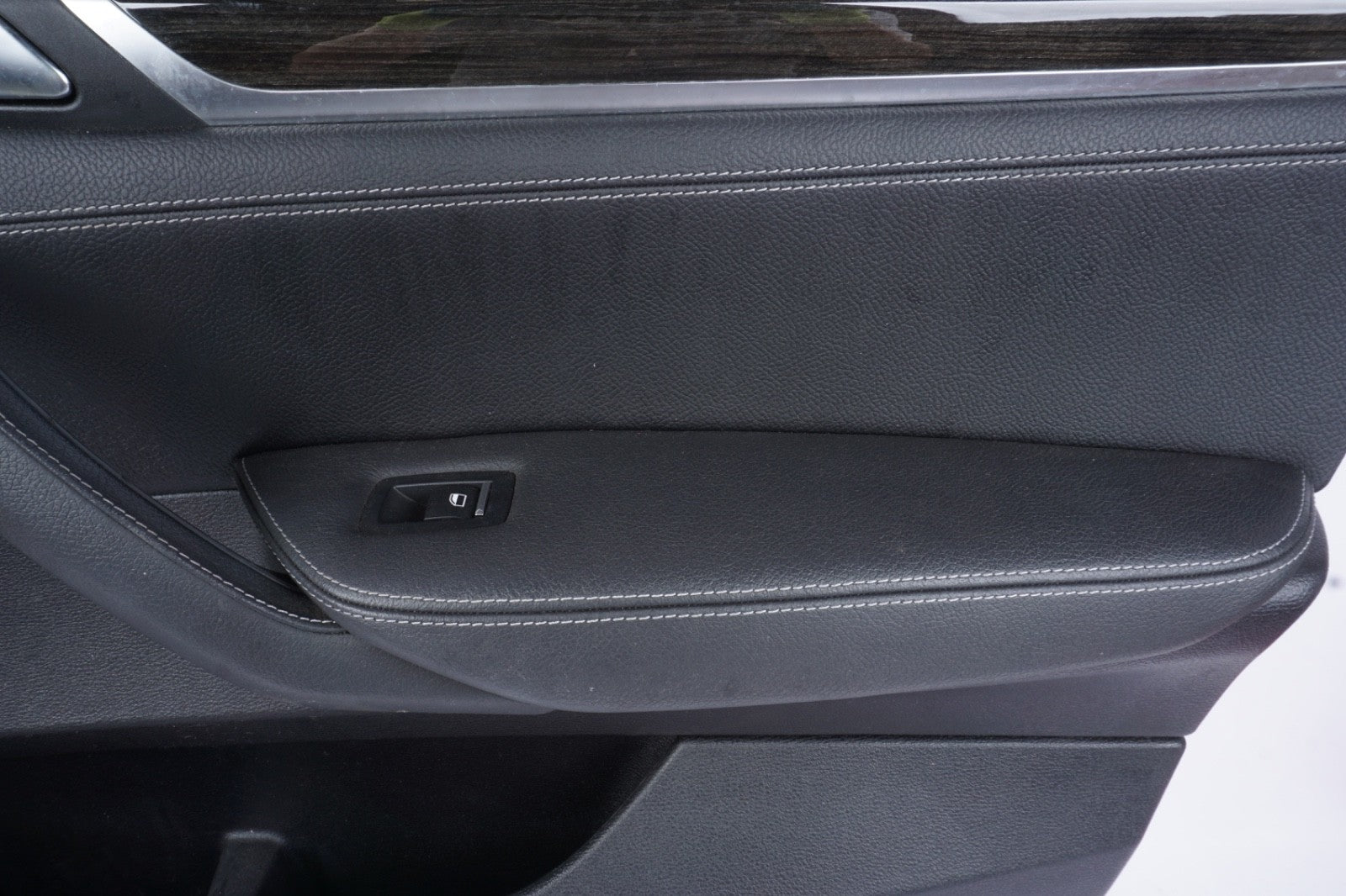 2011 - 2017 BMW X3 F25 Front Right Passenger Door Panel Leather Black OEM