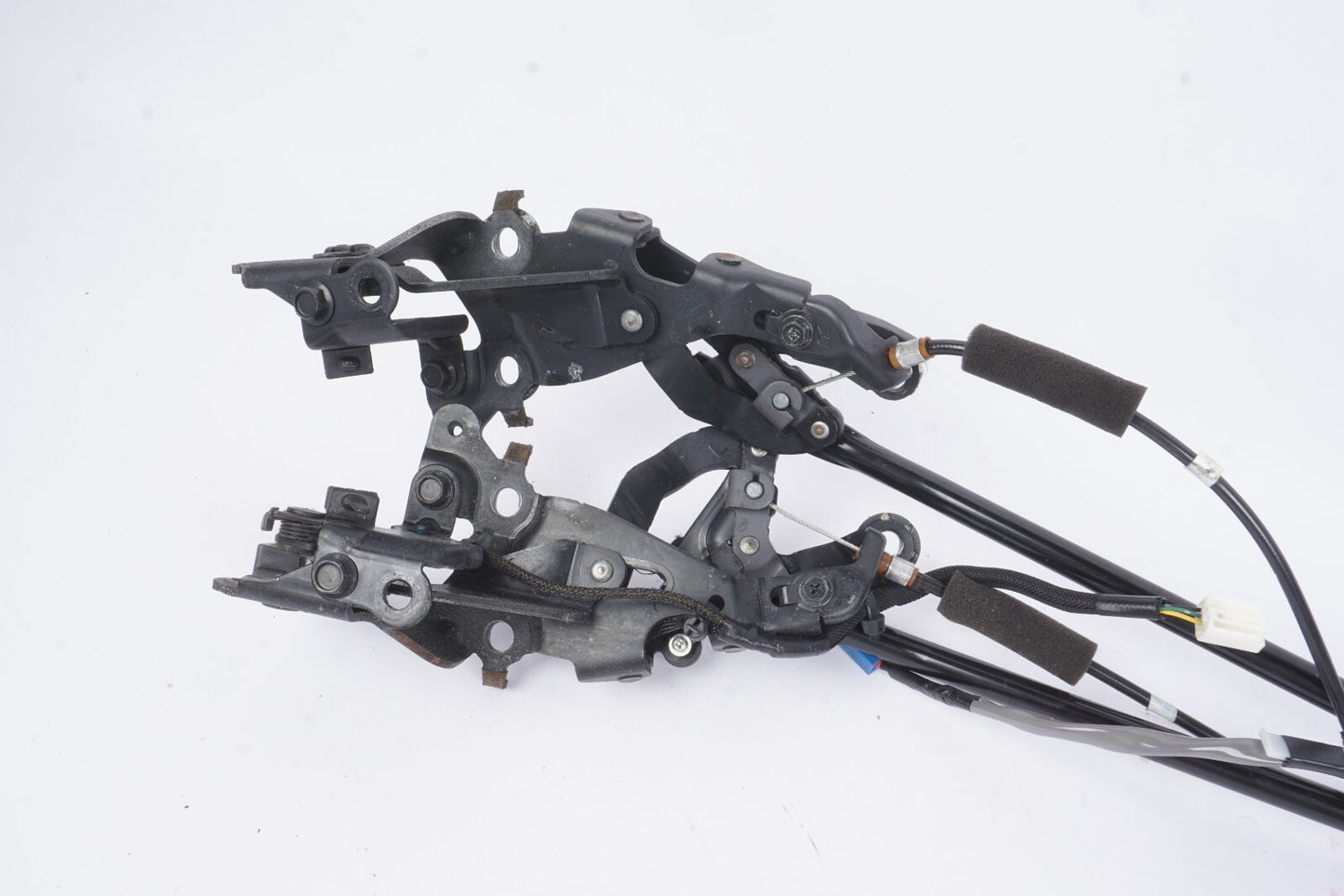 2010 - 2015 Lexus Is250 Is350 Convertible Front Top Roof Lock Latch Motor Assy