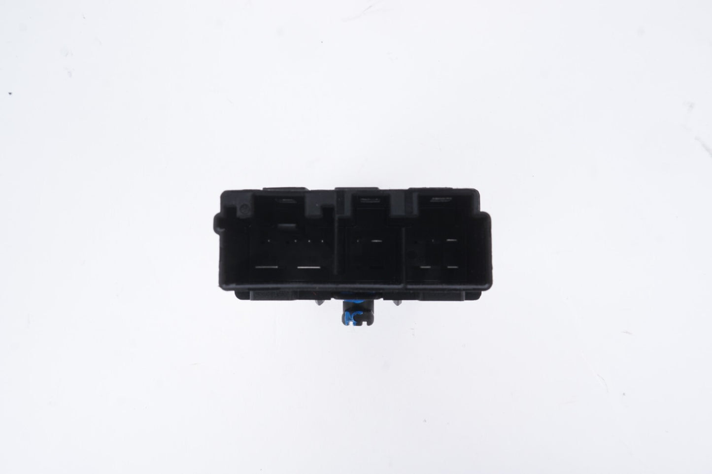 2021 - 2024 BMW 430I G22 Seat Belt Extender Control Module Unit 61355A06AC2  OEM