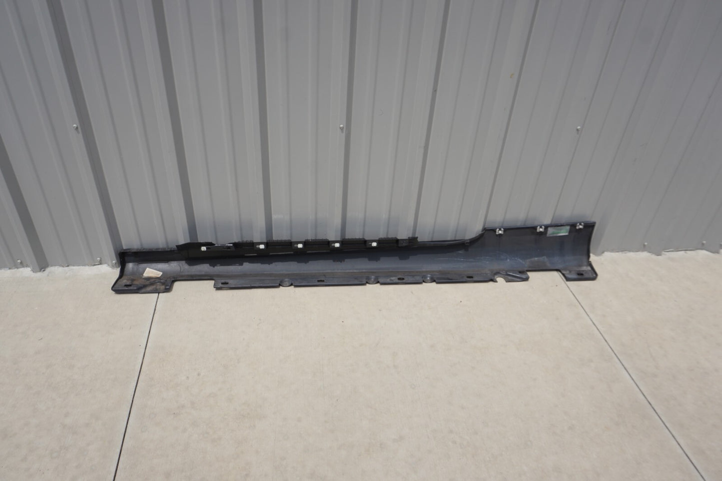 11-17 Mercedes E350 E550 Convertible Right Pass Side Rocker Panel Skirt OEM